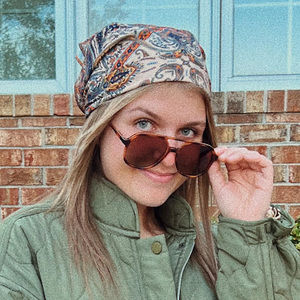 Meet your Posher, Mia